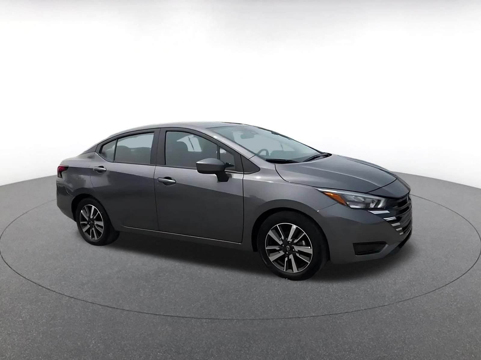 Used 2025 Nissan Versa SV FWD image 2