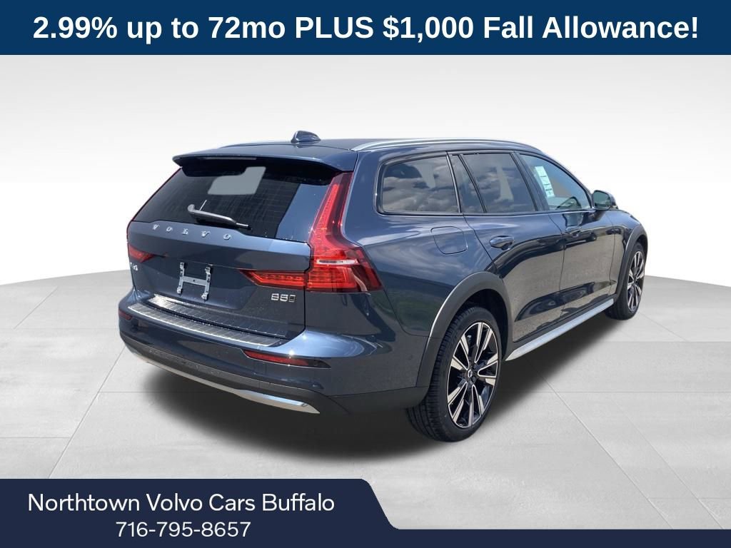 New 2026 Volvo V60 B5 Cross Country Ultra w/ Protection Package Premier image 5