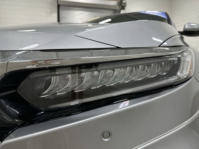 Used 2021 Honda Accord Touring image 11