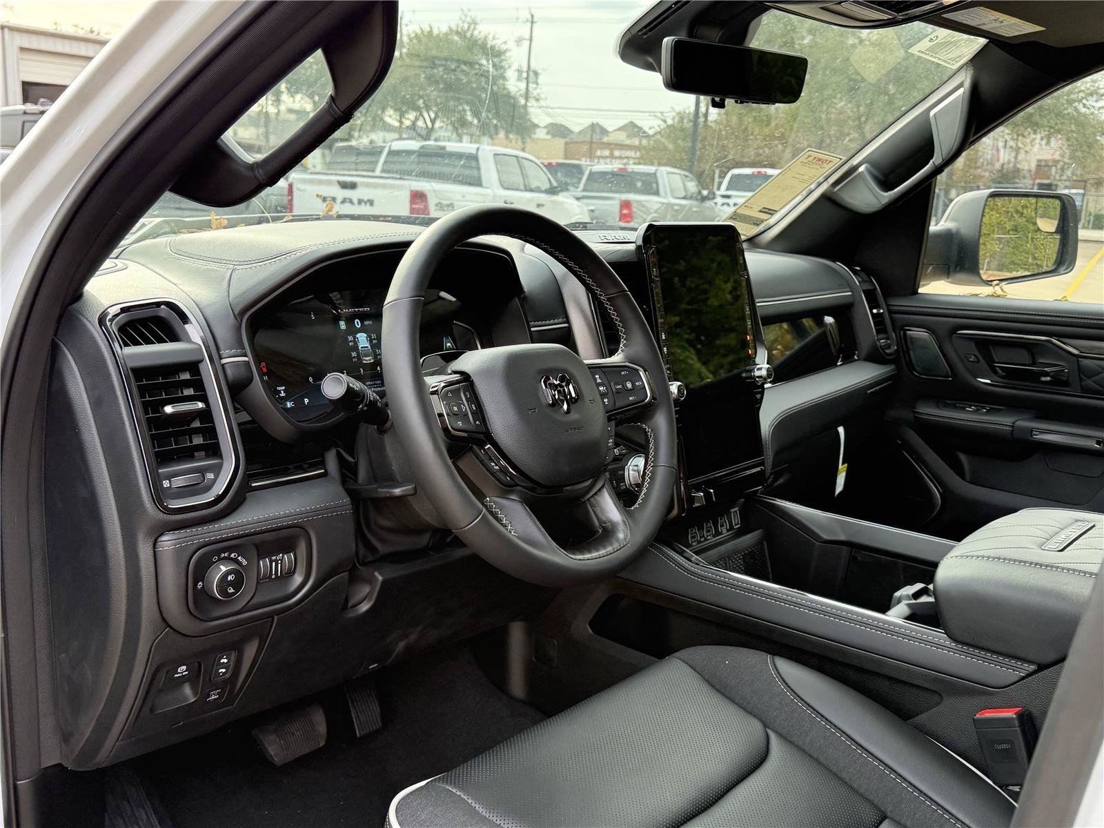 New 2025 RAM 1500 Limited AWD/4WD image 15