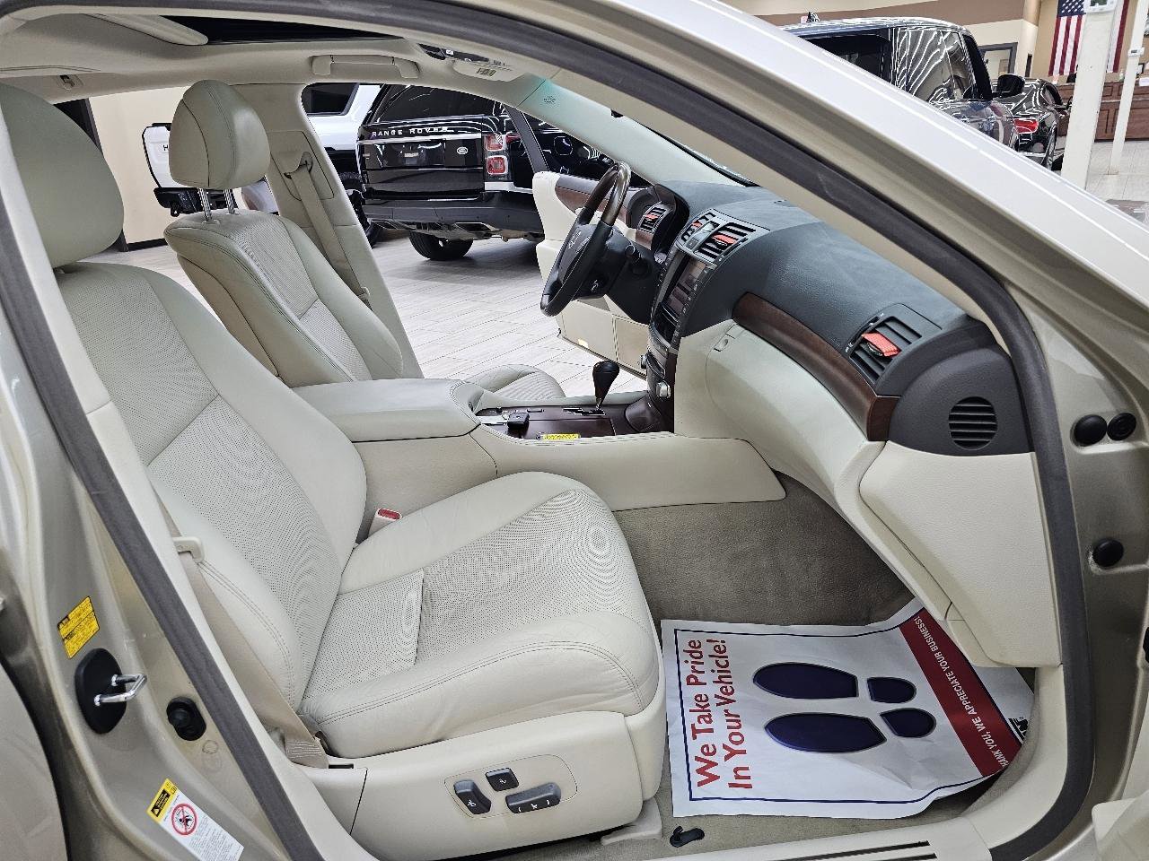 Used 2010 Lexus LS 460 Luxury image 21