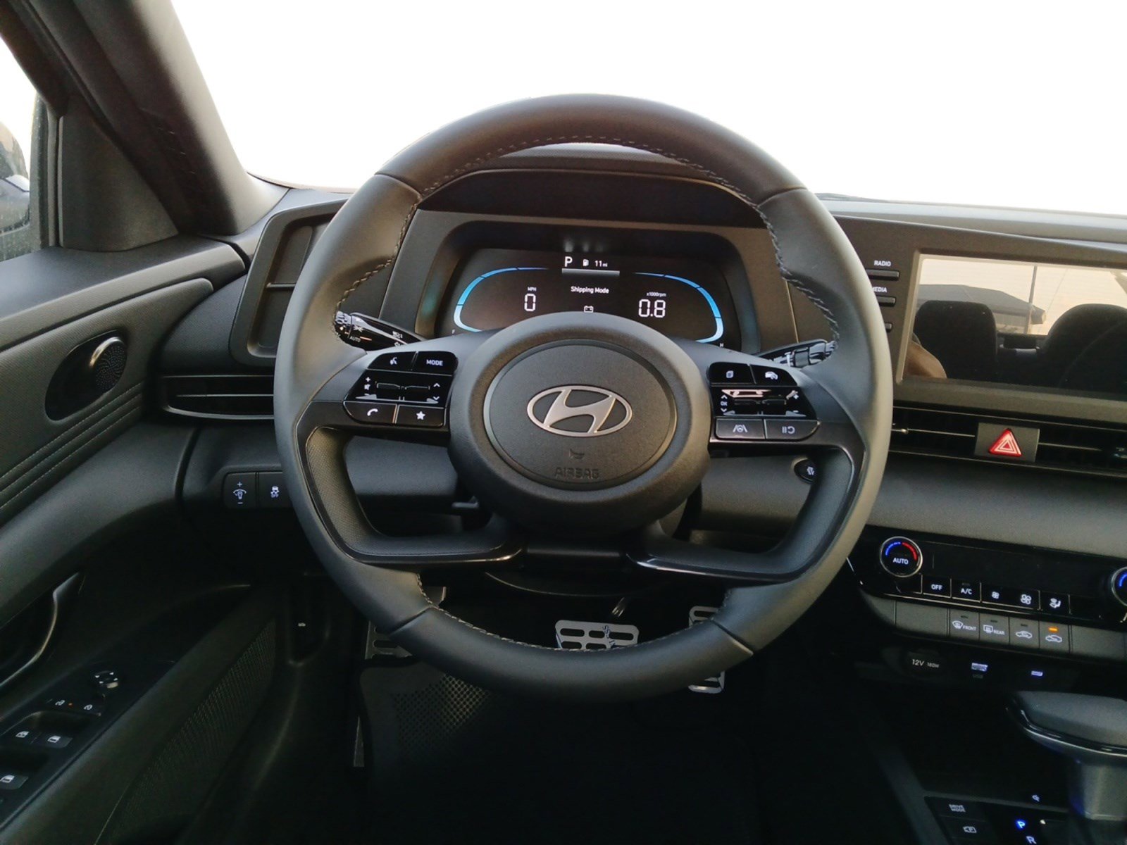 New 2025 Hyundai Elantra Sport image 12