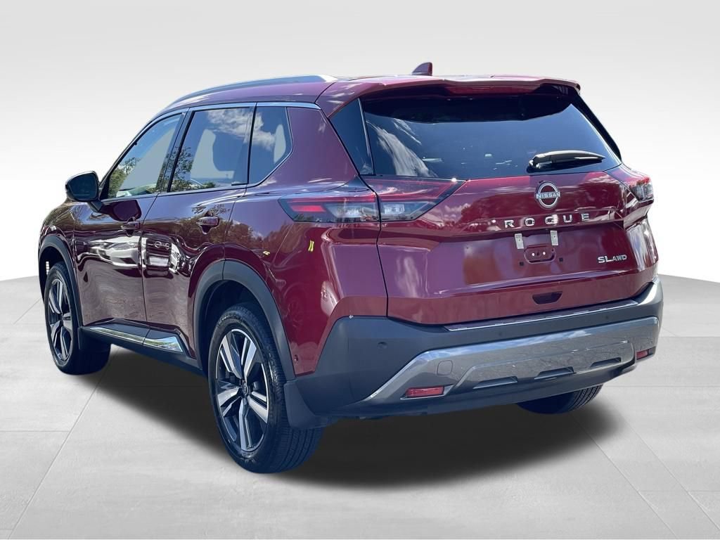 Certified 2023 Nissan Rogue SL w/ SL Premium Package AWD/4WD image 3