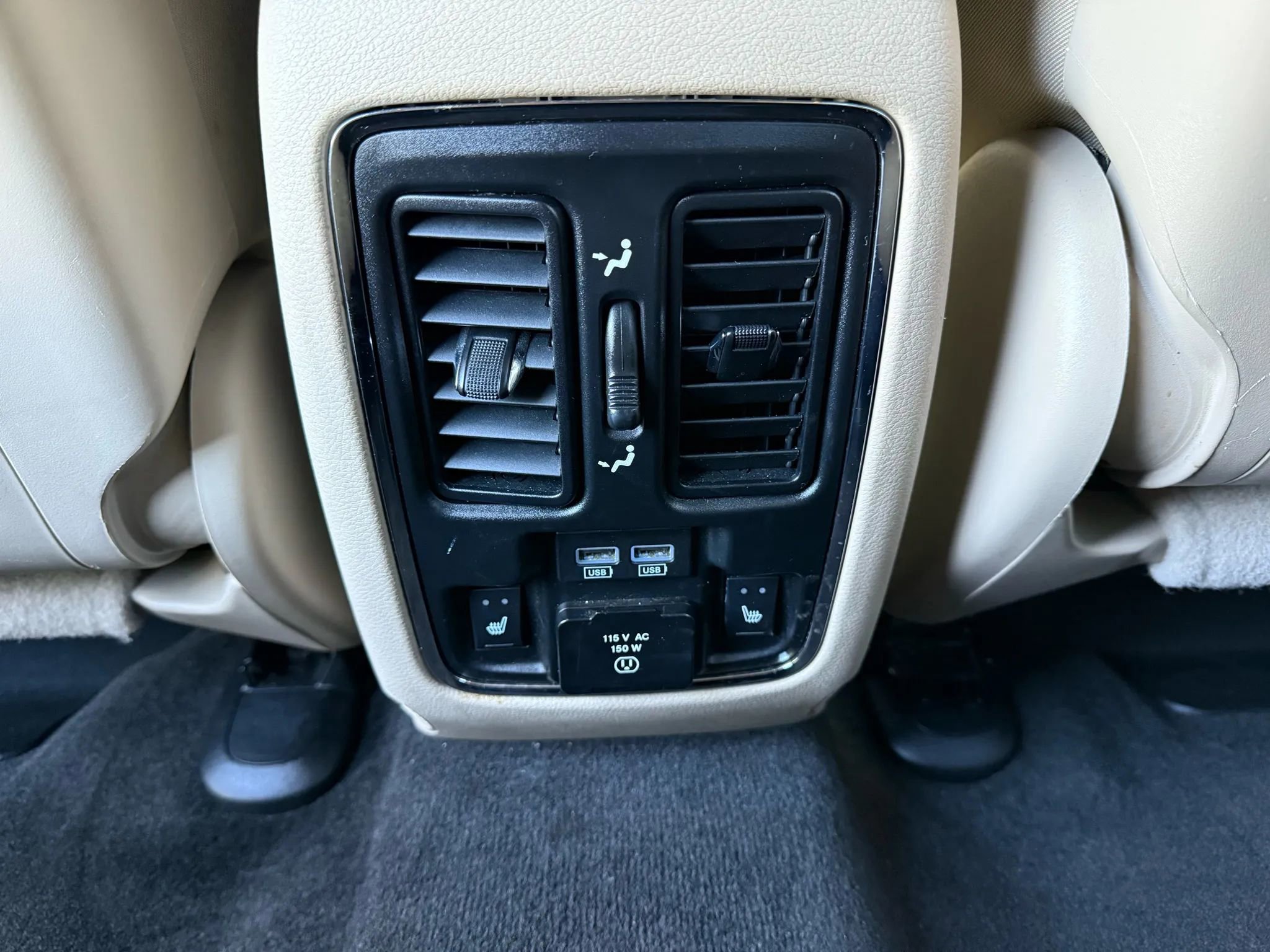 Used 2018 Jeep Grand Cherokee Limited image 28