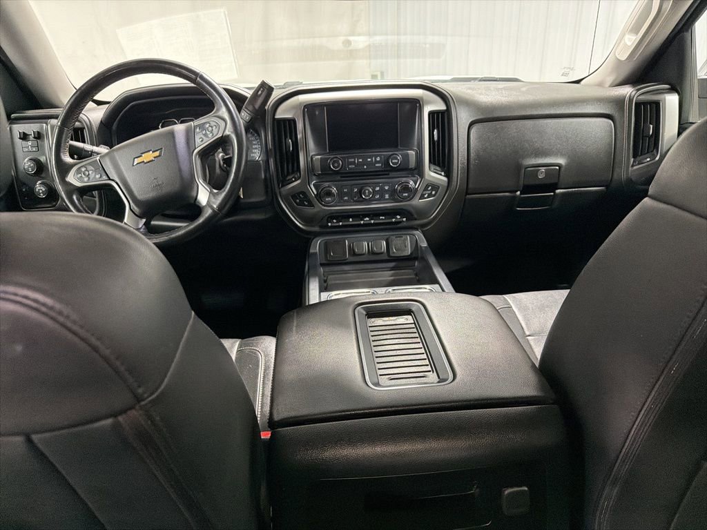 Used 2016 Chevrolet Silverado 1500 LTZ Z71 w/ LTZ Plus Package AWD/4WD image 3