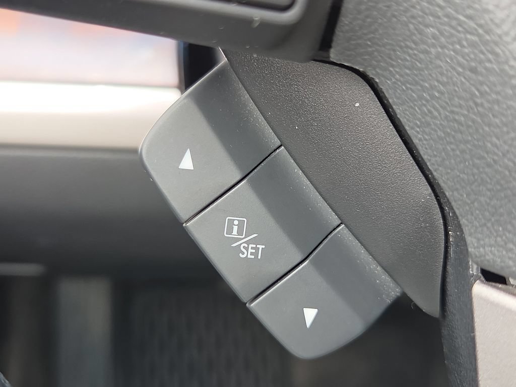 Used 2015 Subaru Outback 2.5i Limited AWD/4WD image 32