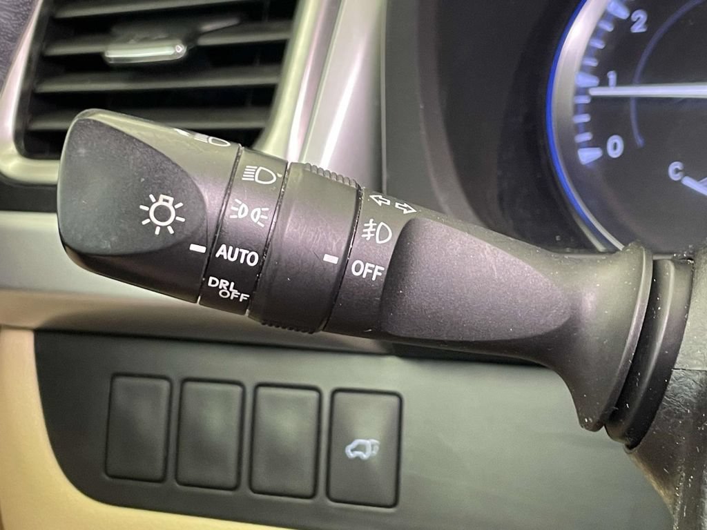 Used 2015 Toyota Highlander XLE AWD/4WD image 34
