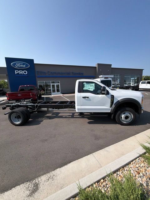 New 2026 Ford F450 XL w/ XL Chrome Package RWD image 2