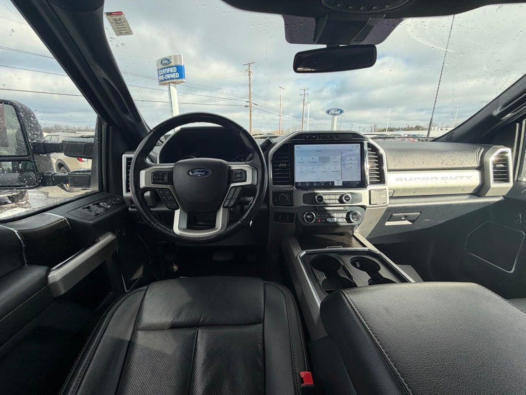 Used 2022 Ford F250 Lariat w/ Black Appearance Package image 13