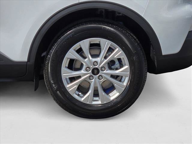 New 2026 Ford Escape Active FWD image 9