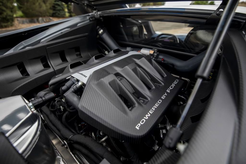 Used 2018 Ford GT image 20