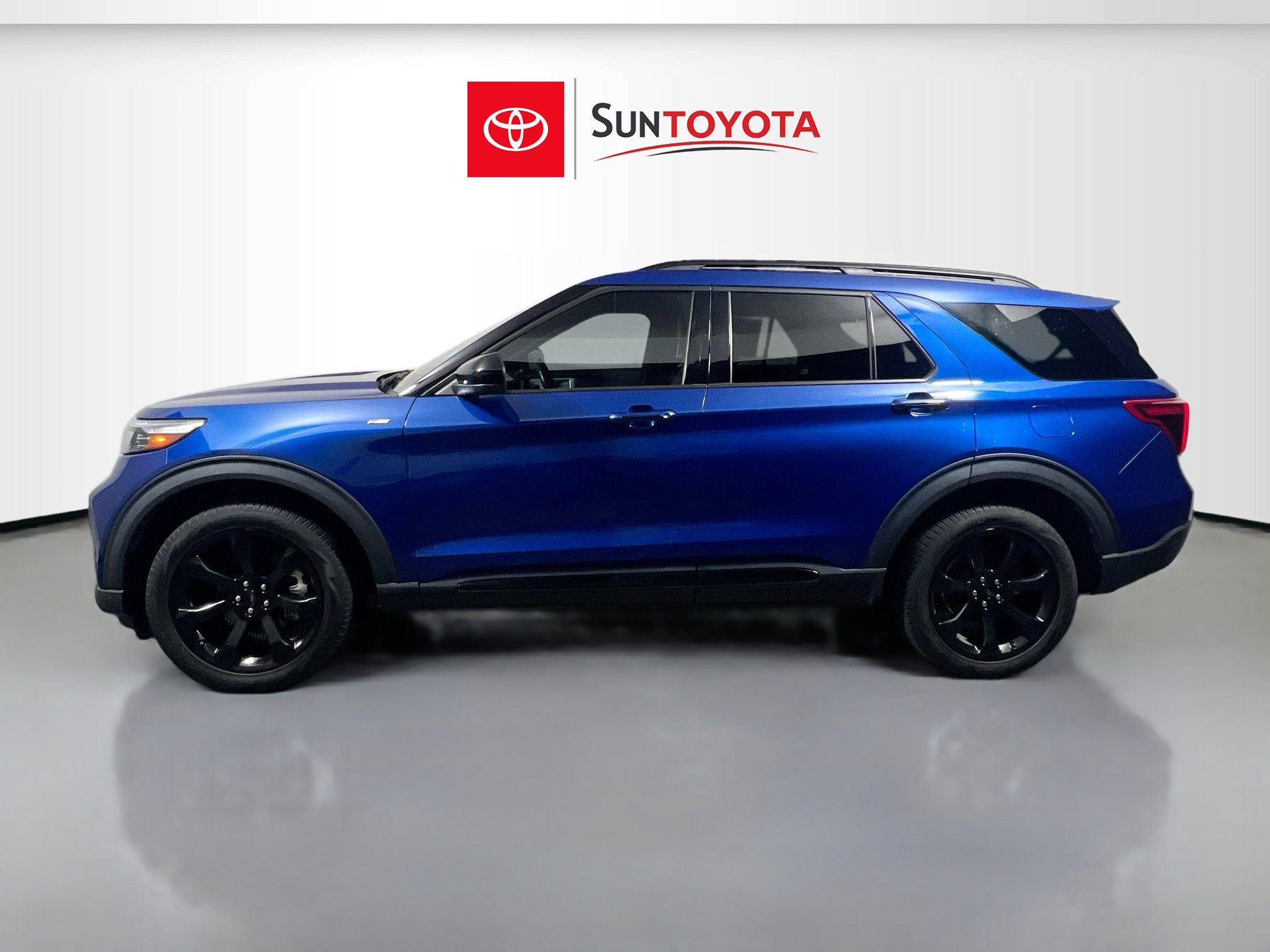 Used 2023 Ford Explorer ST-Line image 7