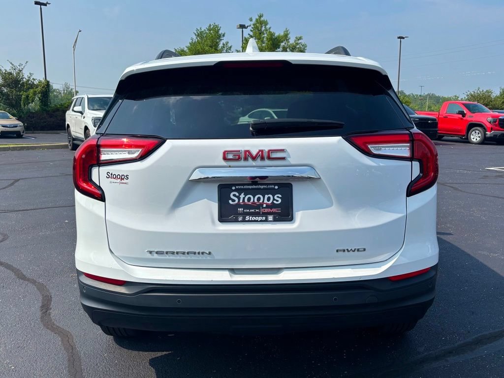 Used 2024 GMC Terrain SLE w/ Driver Convenience Package AWD/4WD image 6