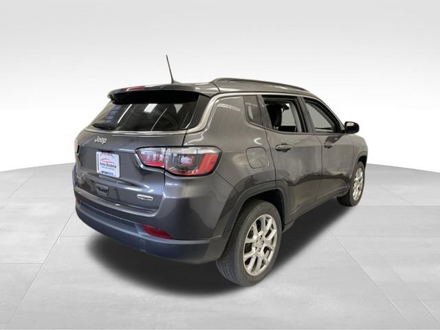 Used 2022 Jeep Compass Latitude AWD/4WD image 7