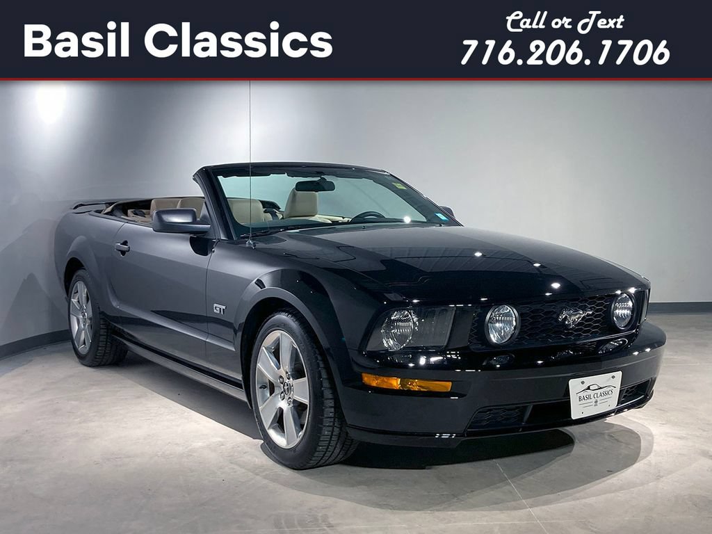Used 2006 Ford Mustang GT RWD image 1