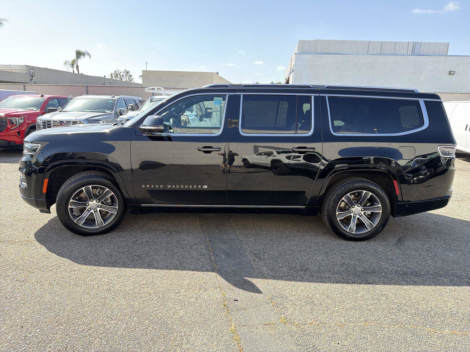 Used 2024 Jeep Grand Wagoneer L 4WD image 7