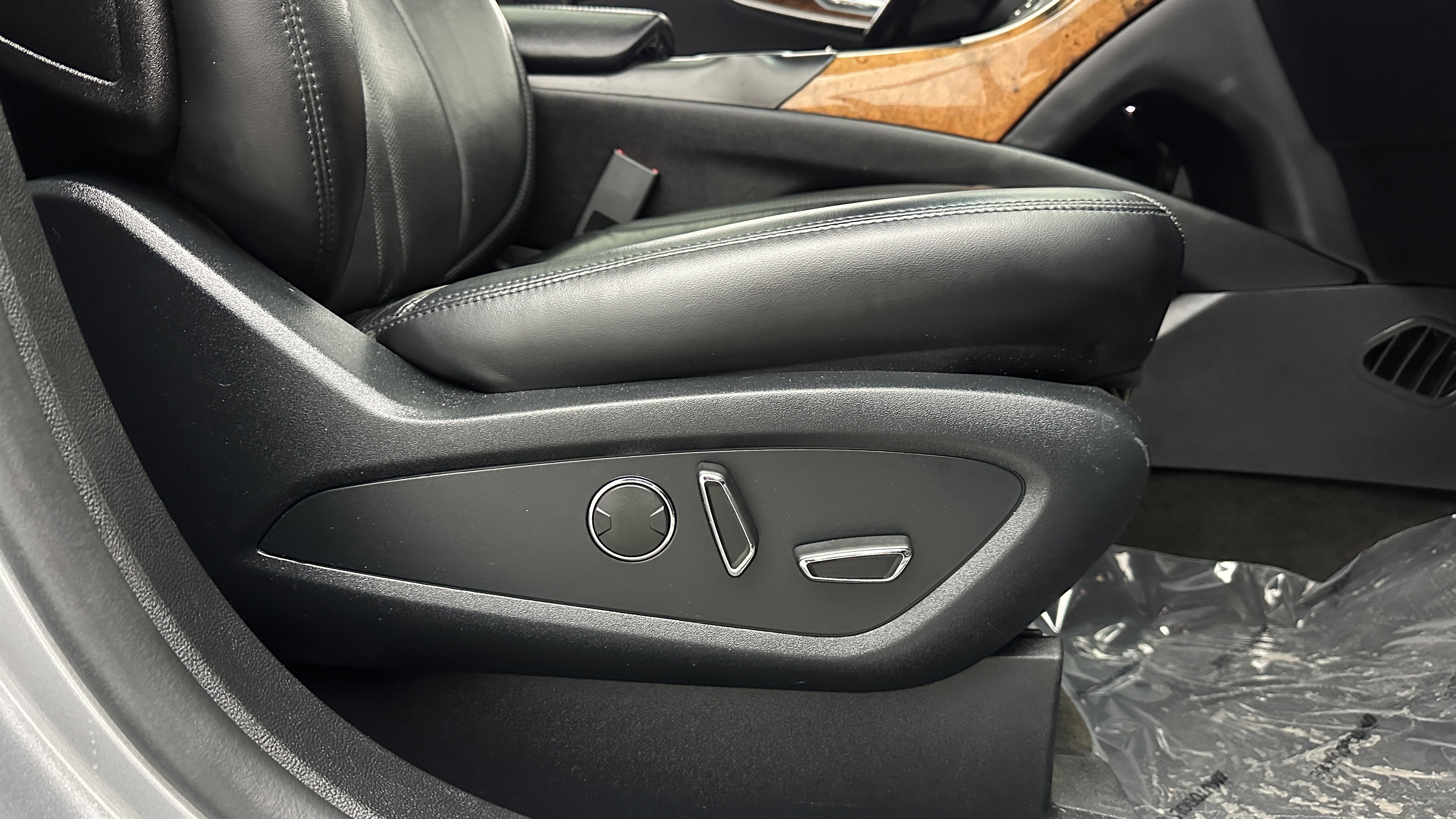 Used 2020 Lincoln Nautilus Reserve w/ Equipment Group 201A image 41