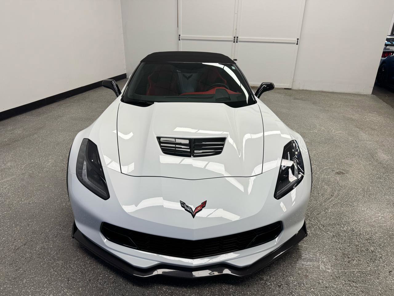 Used 2015 Chevrolet Corvette Z06 w/ 3LZ Preferred Equipment Group image 24