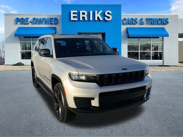 Used 2021 Jeep Grand Cherokee L Laredo image 4