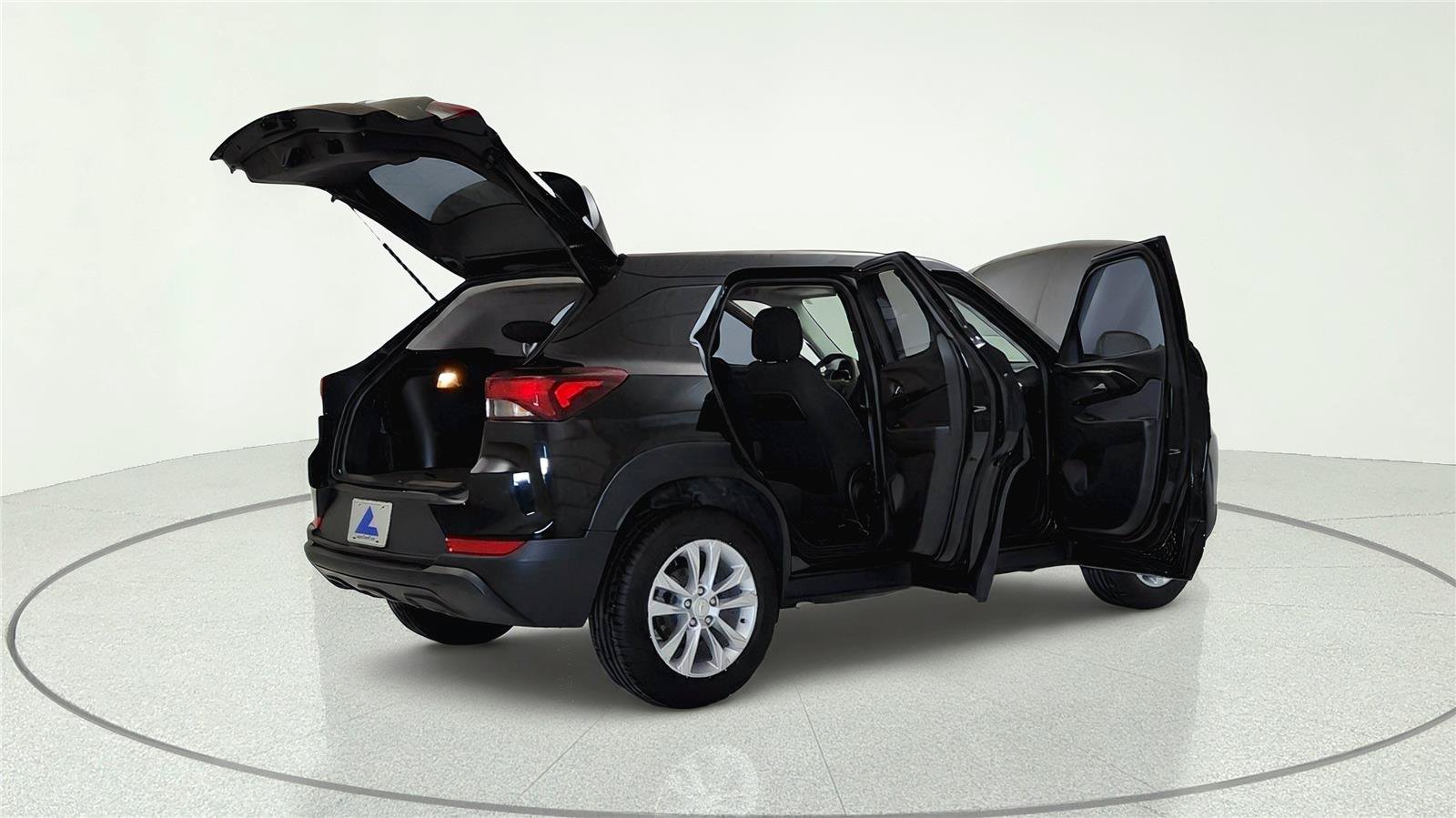 Used 2022 Chevrolet TrailBlazer LS FWD image 14