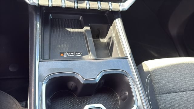 Used 2025 GMC Acadia Elevation FWD image 22