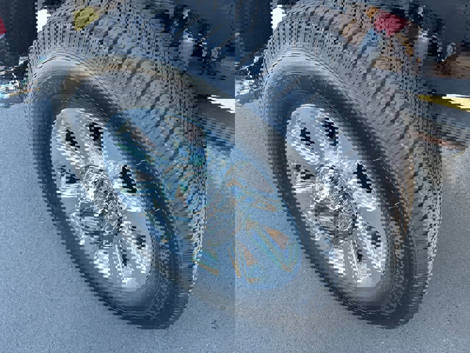 Used 2019 Ford F350 Platinum w/ Platinum Ultimate Package image 28