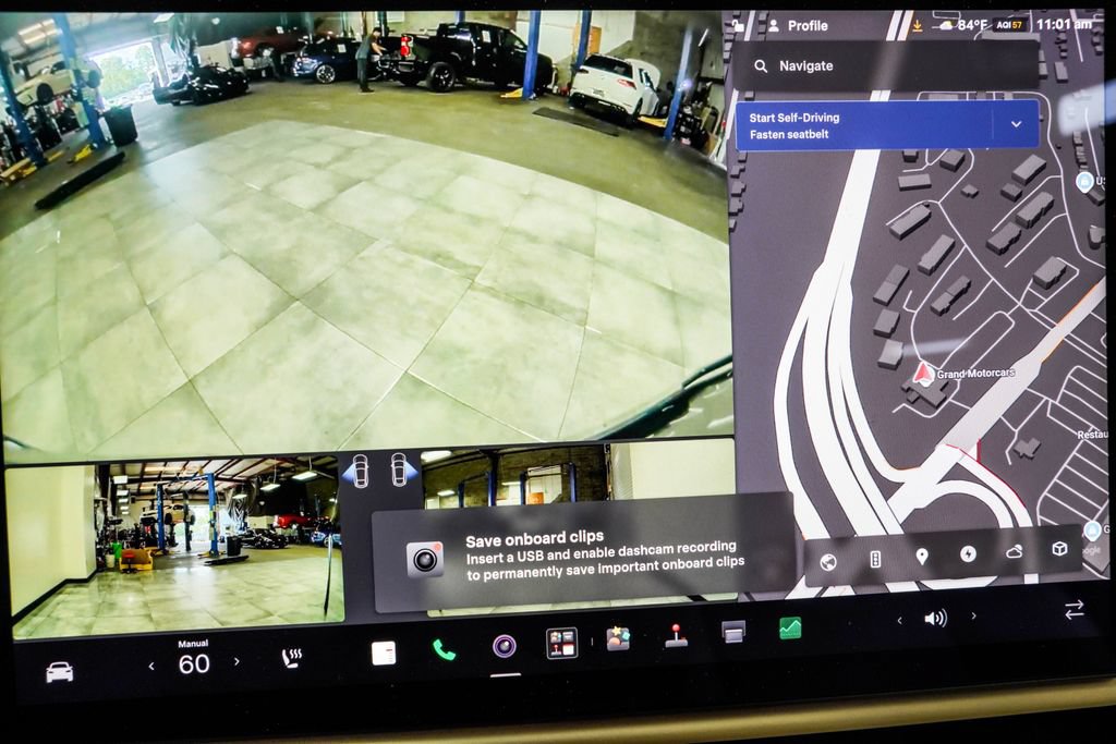 Used 2025 Tesla Model X AWD/4WD image 30