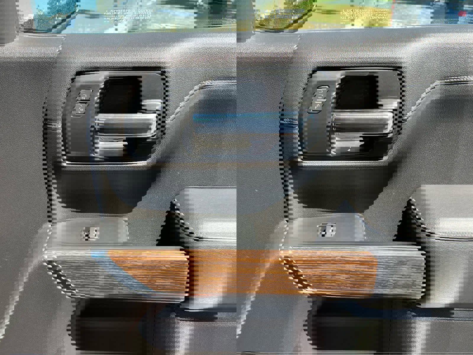 Used 2022 Chevrolet Silverado 1500 High Country AWD/4WD image 19