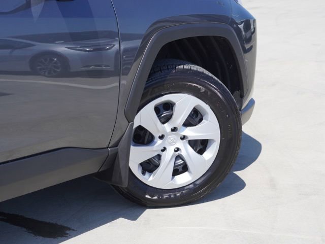 Certified 2025 Toyota RAV4 LE FWD image 7