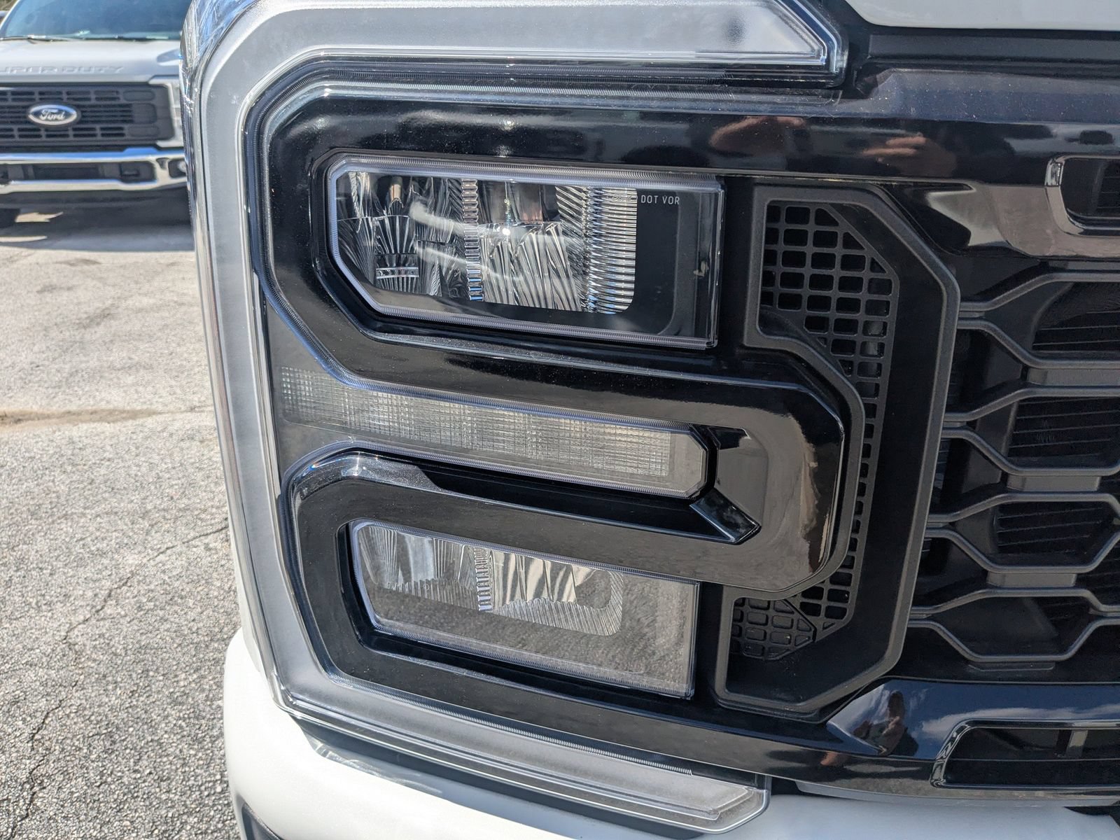 New 2026 Ford F250 Lariat w/ Black Appearance Package AWD/4WD image 10