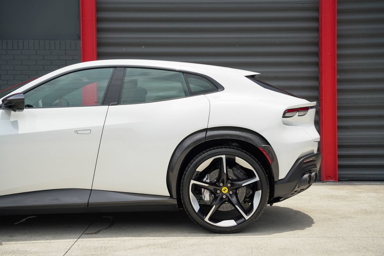 Used 2025 Ferrari Purosangue AWD/4WD image 15