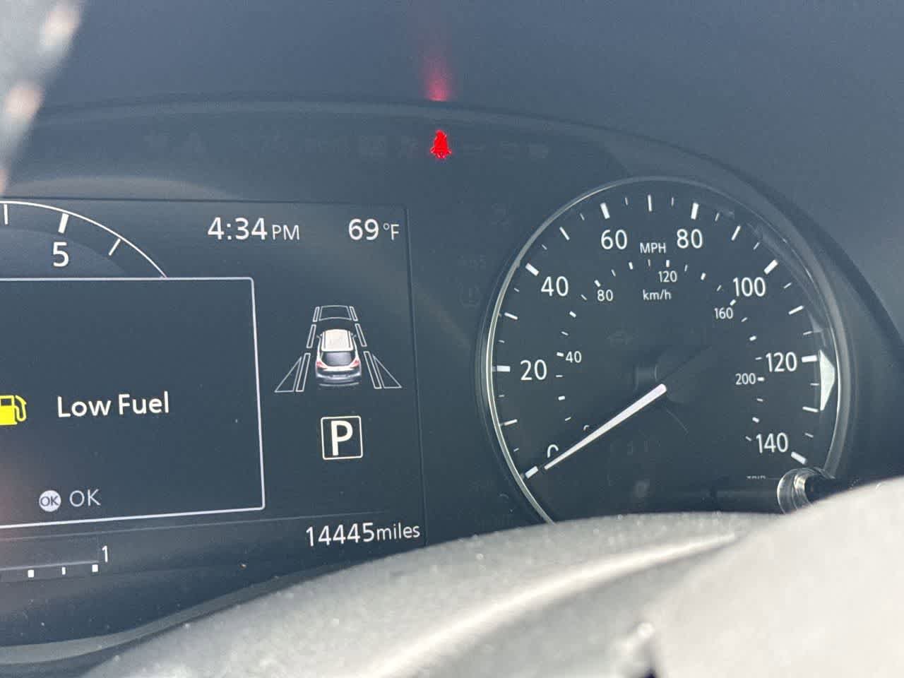 Used 2023 Nissan Kicks SR FWD image 16