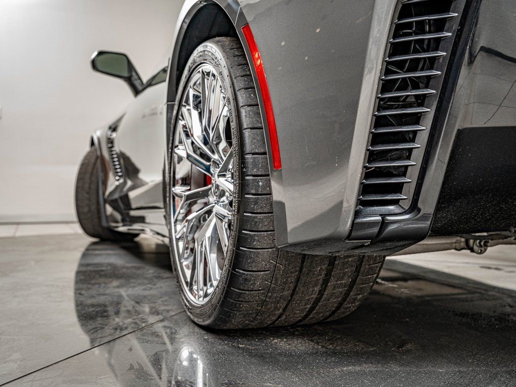 Used 2015 Chevrolet Corvette Z06 image 60