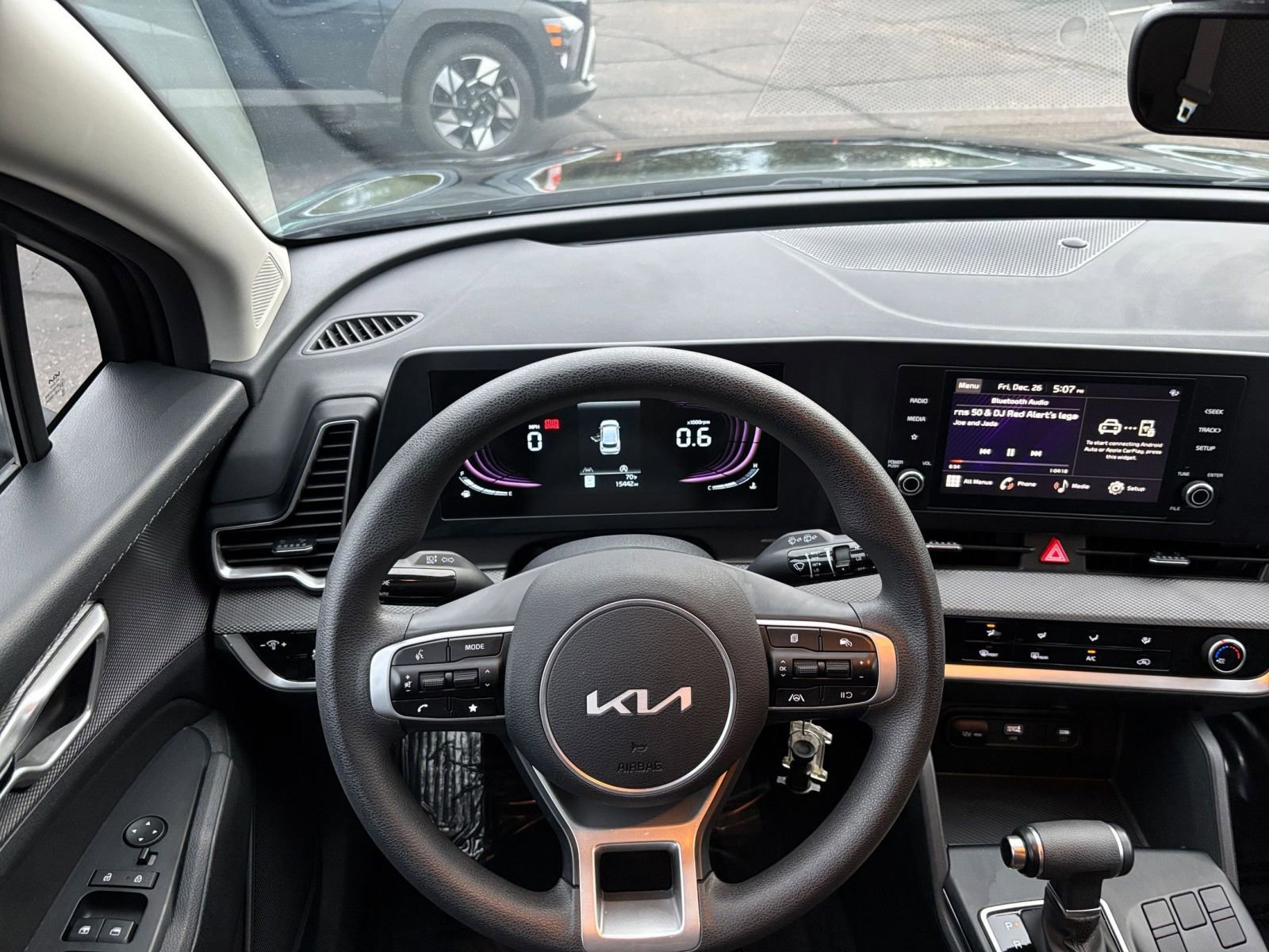 Used 2025 Kia Sportage LX image 33