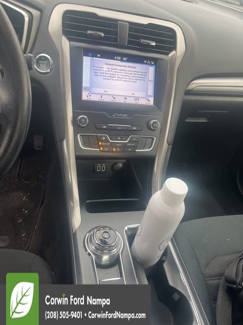 Used 2019 Ford Fusion SE image 9