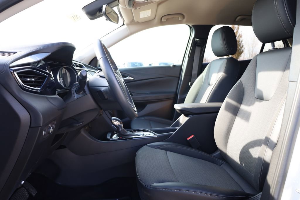 Used 2022 Buick Encore GX Select image 13