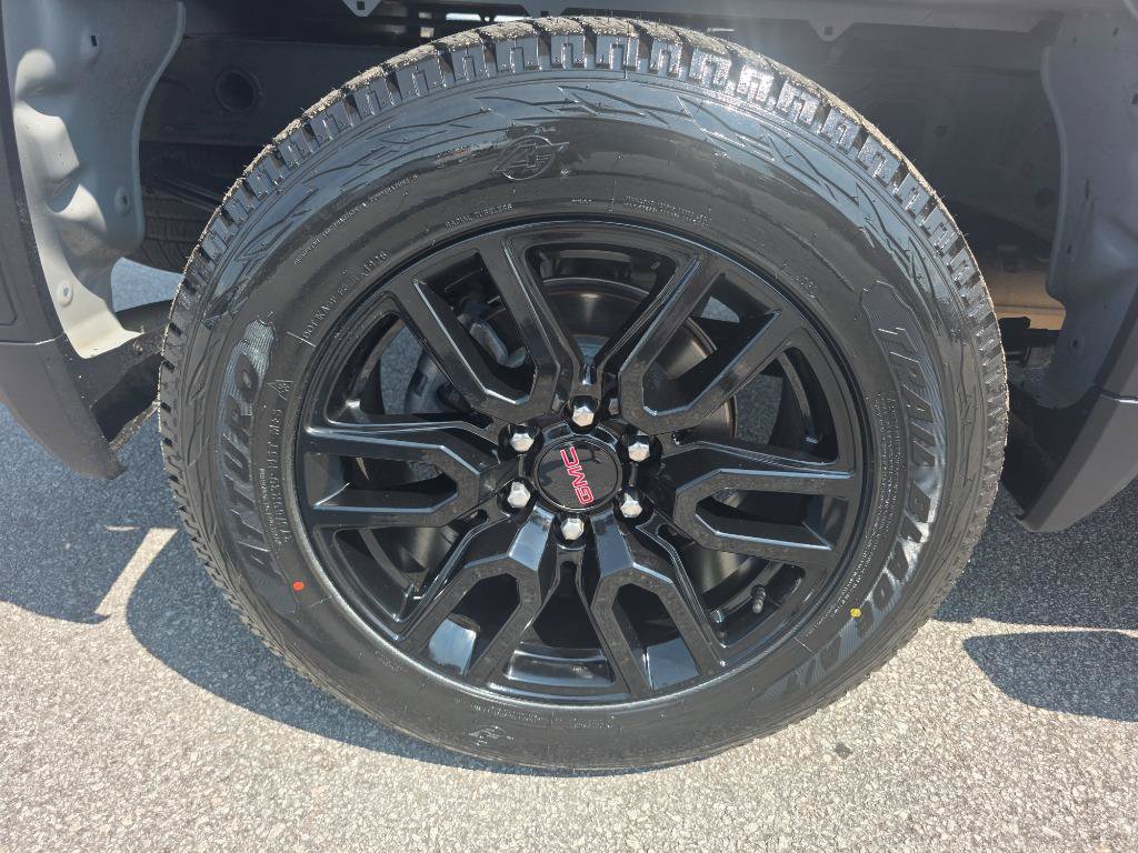 Used 2024 GMC Sierra 1500 Elevation w/ LPO, Elevation Black Package RWD image 21