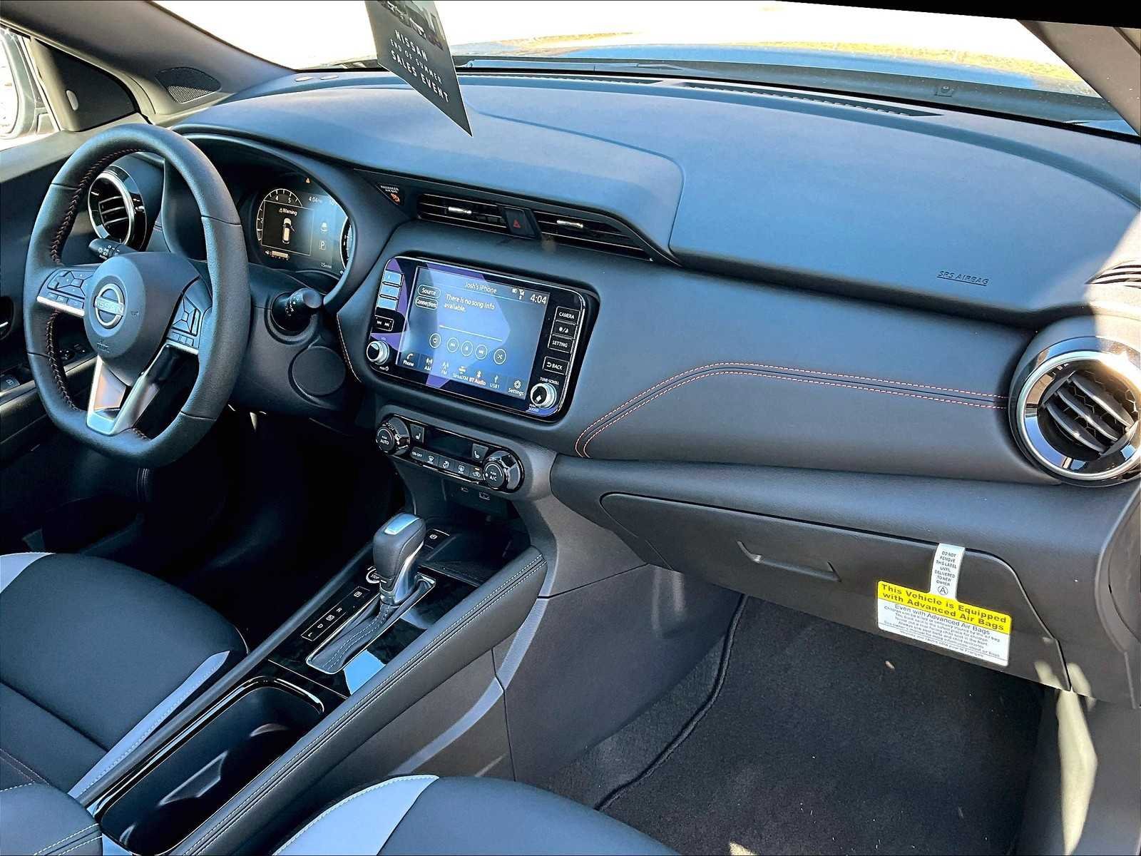 New 2024 Nissan Kicks SR w/ SR Premium Package FWD image 9