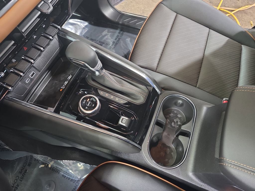 New 2026 GMC Canyon AT4 image 23