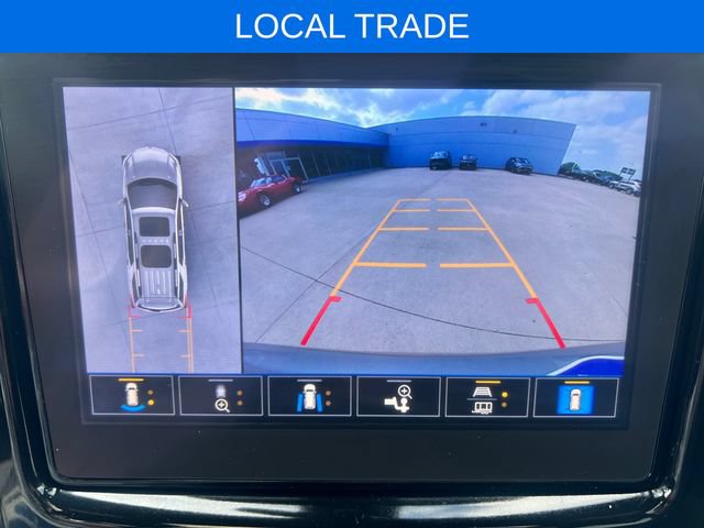 Used 2023 Chevrolet Traverse Premier AWD/4WD image 28