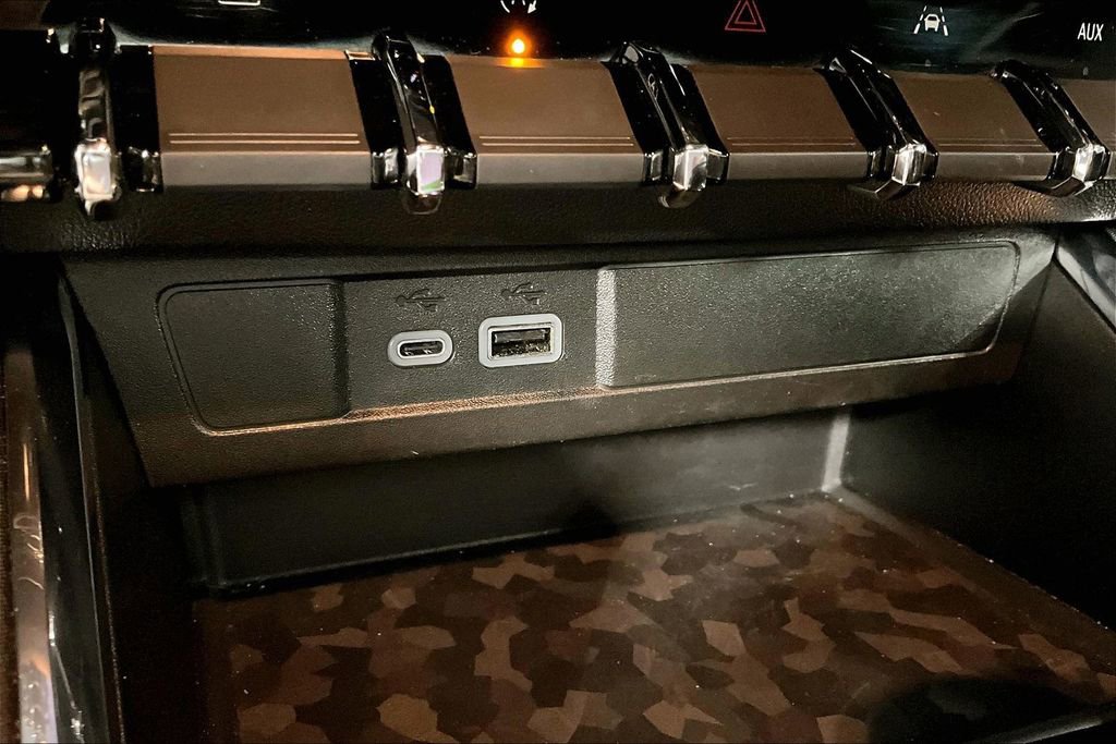 Used 2023 GMC Canyon Elevation w/ Trailering Package image 30