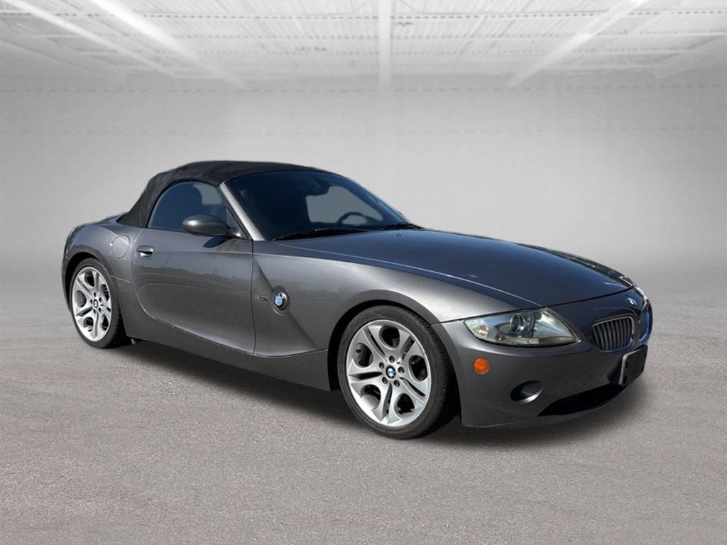Used 2005 BMW Z4 3.0i RWD image 3