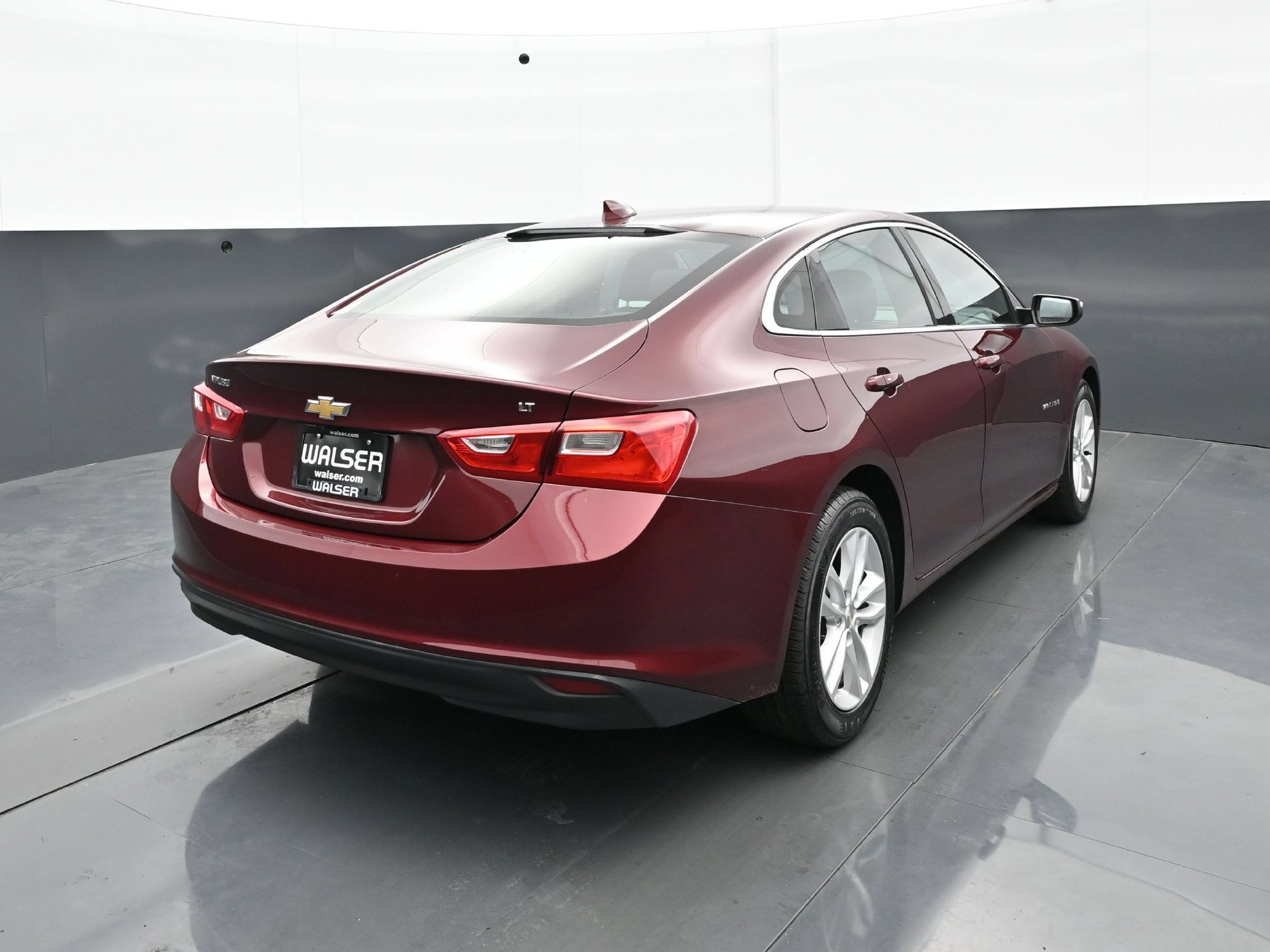 Used 2016 Chevrolet Malibu LT FWD image 5