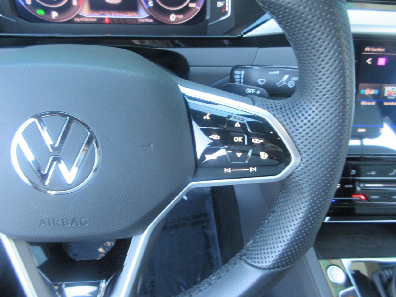 Used 2023 Volkswagen Arteon SEL Premium AWD/4WD image 57