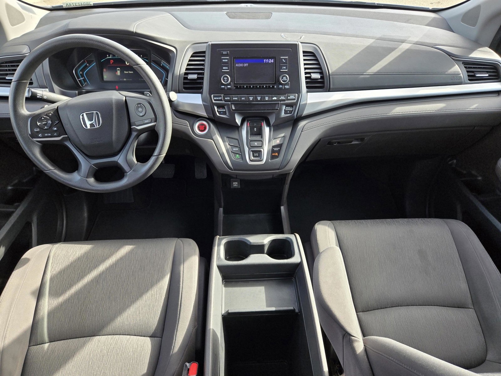 Used 2018 Honda Odyssey LX image 13
