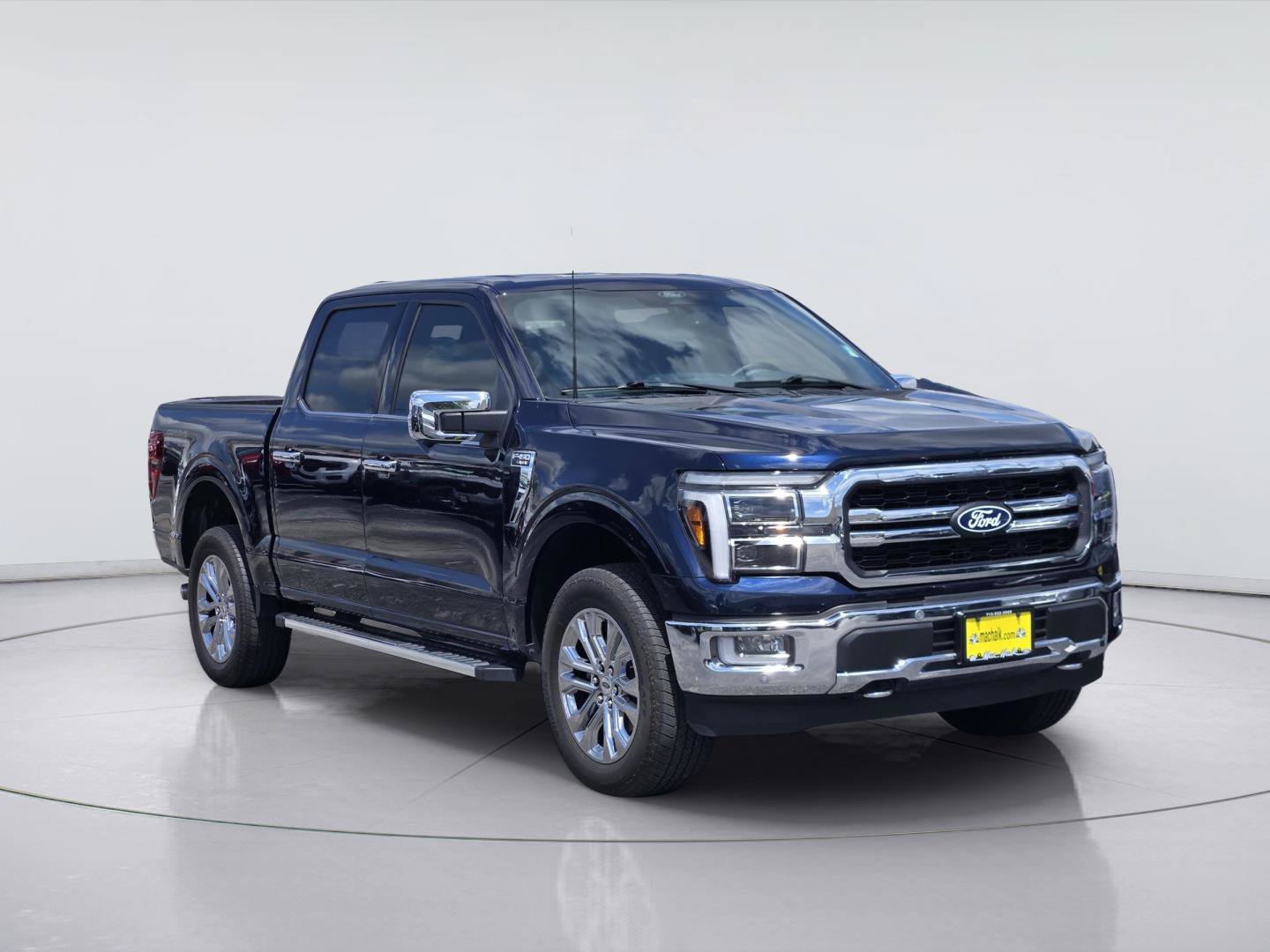 Certified 2024 Ford F150 Lariat w/ FX4 Off-Road Package AWD/4WD image 3