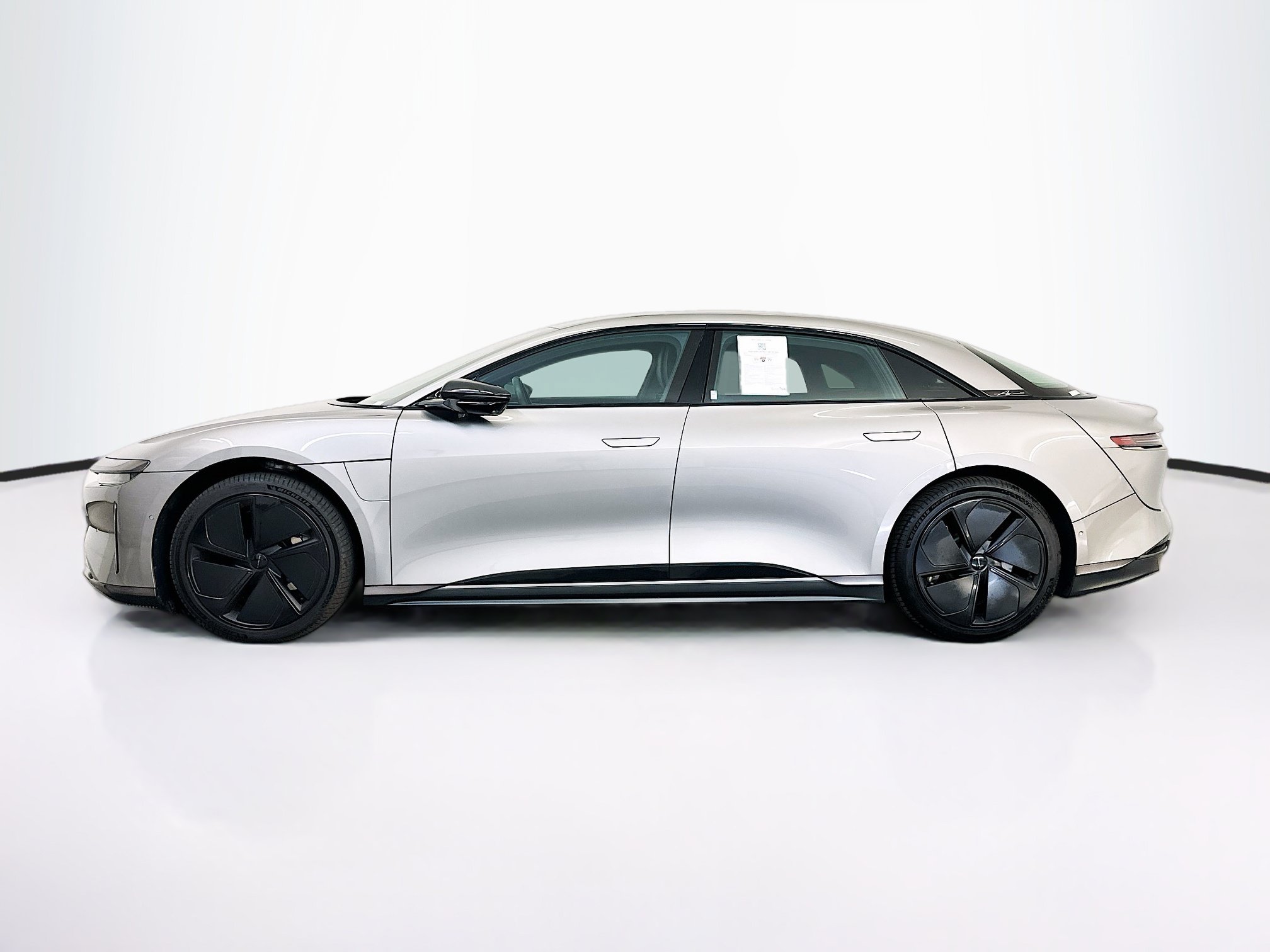 Used 2024 Lucid Air Touring AWD/4WD image 4