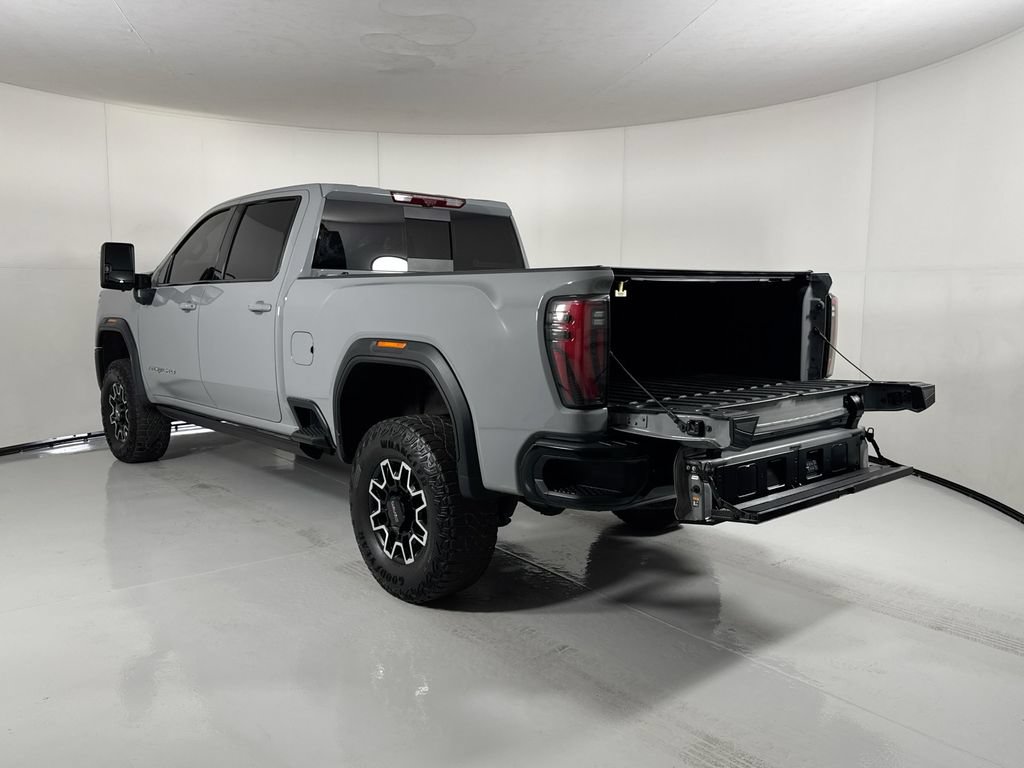Used 2025 GMC Sierra 2500 AT4X AWD/4WD image 7
