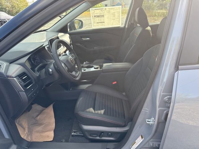 New 2026 Nissan Rogue SV image 10