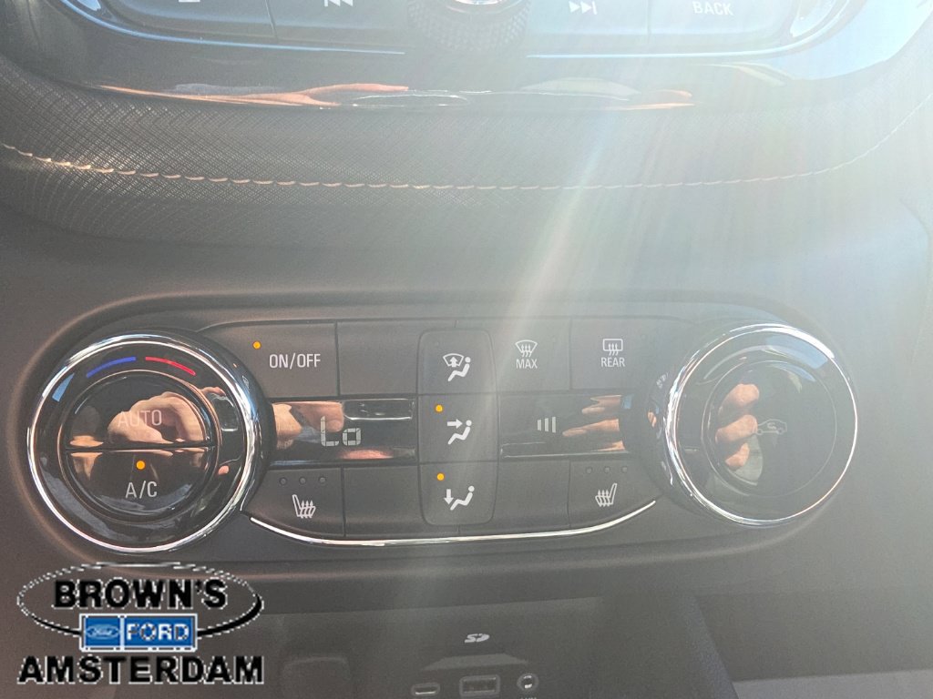 Used 2023 Chevrolet TrailBlazer ACTIV w/ Sun and Liftgate Package AWD/4WD image 19